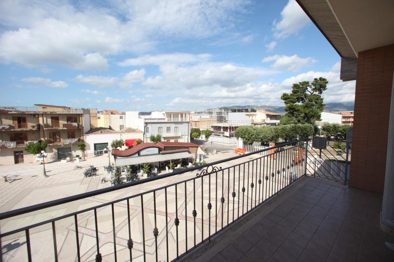 B&B Corso Roma Apricena 외부 사진