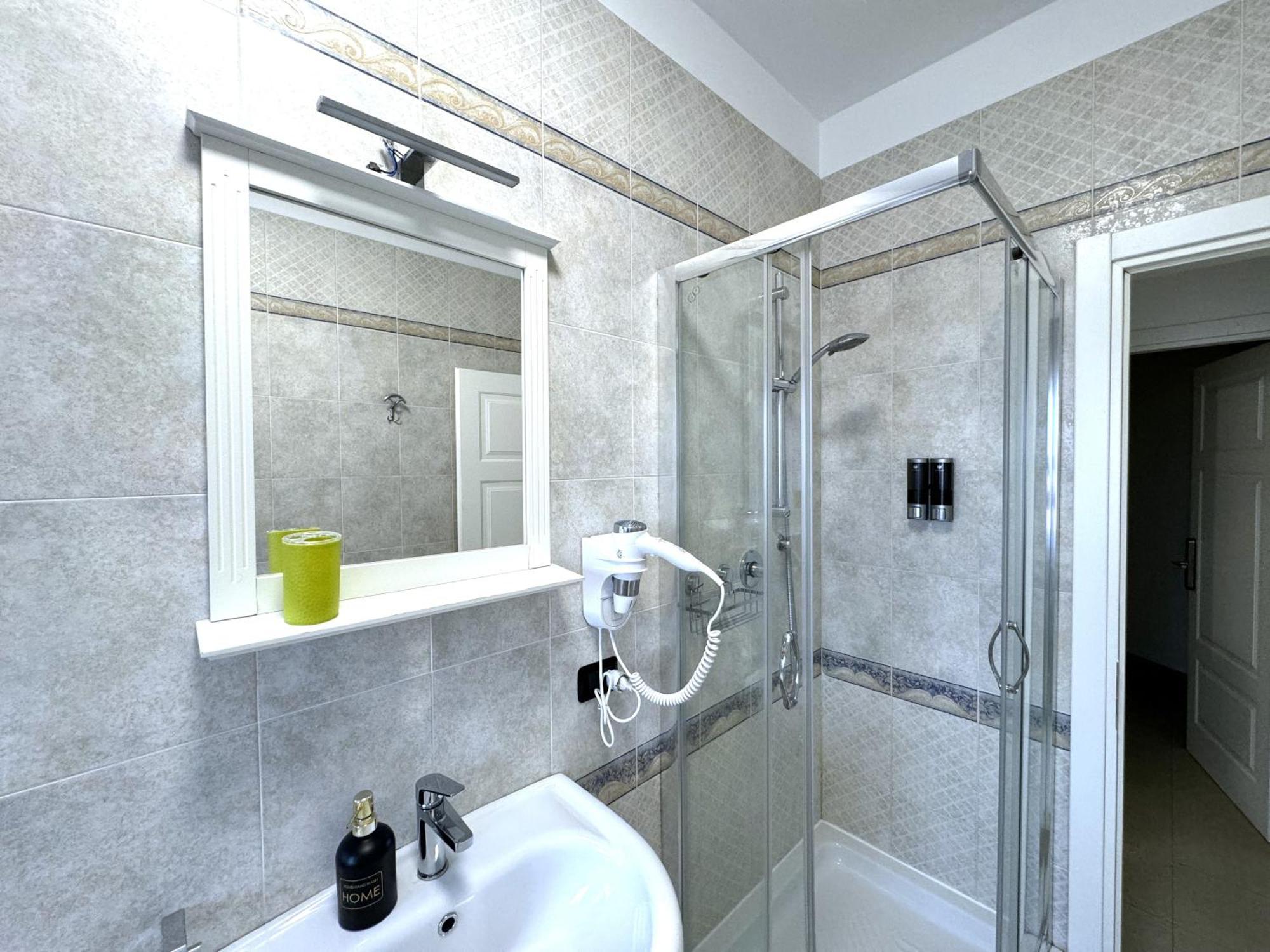 B&B Corso Roma Apricena 외부 사진